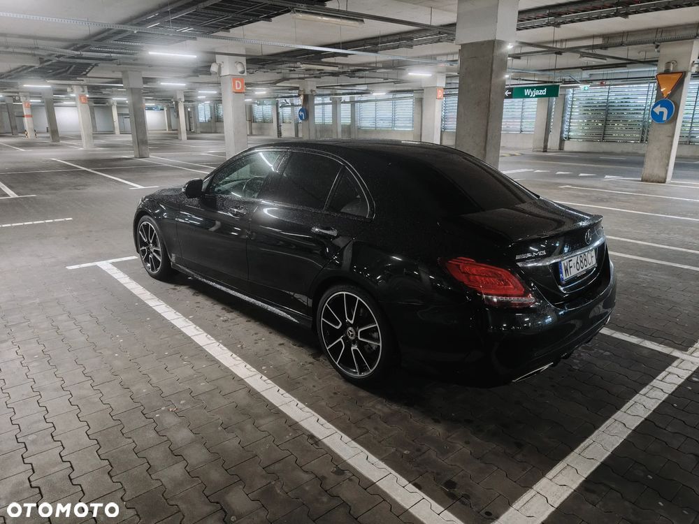 Mercedes-Benz Klasa C 300 4MATIC 9G-TRONIC - 4