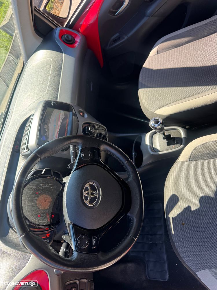 Toyota Aygo 1.0 X-Play Plus+X-Touch MM - 15