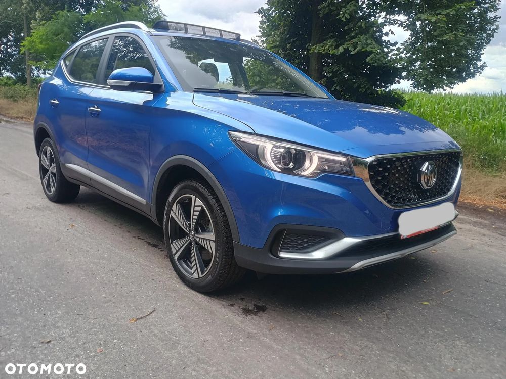 MG ZS Luxury - 2