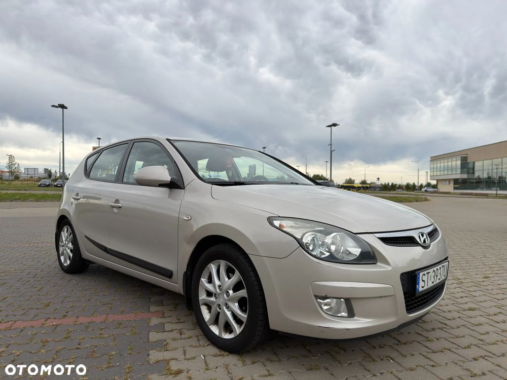 Hyundai i30 1.6 Comfort - 1