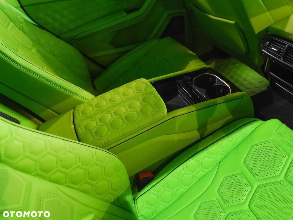 Lamborghini Urus Standard - 27