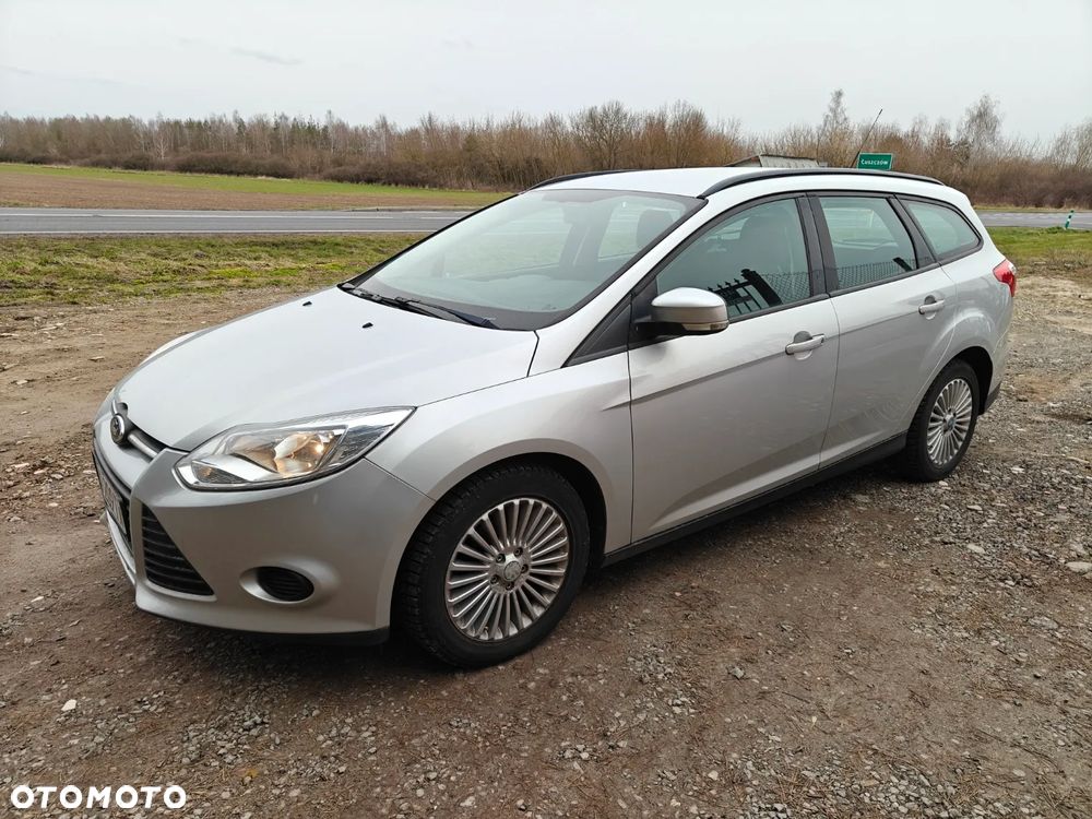 Ford Focus SW 1.6 Ti-VCT Trend - 2