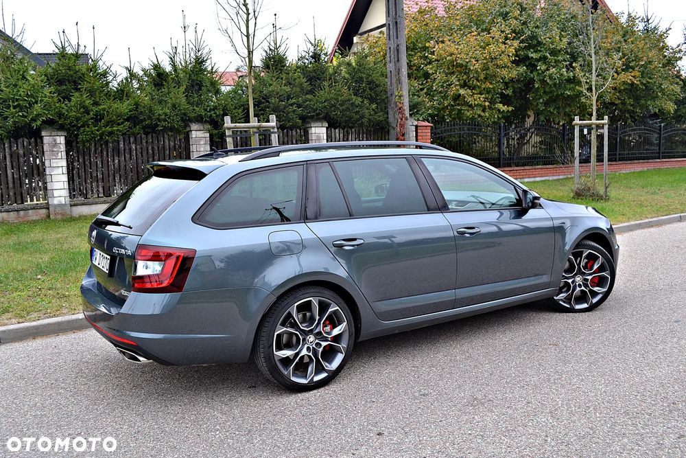 Skoda Octavia 2.0 TSI RS 245 - 18