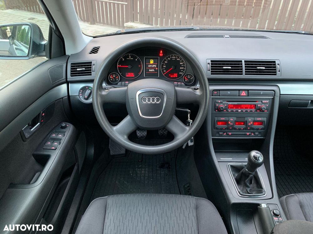 Audi A4 Limuzina 2.0 TDI - 5