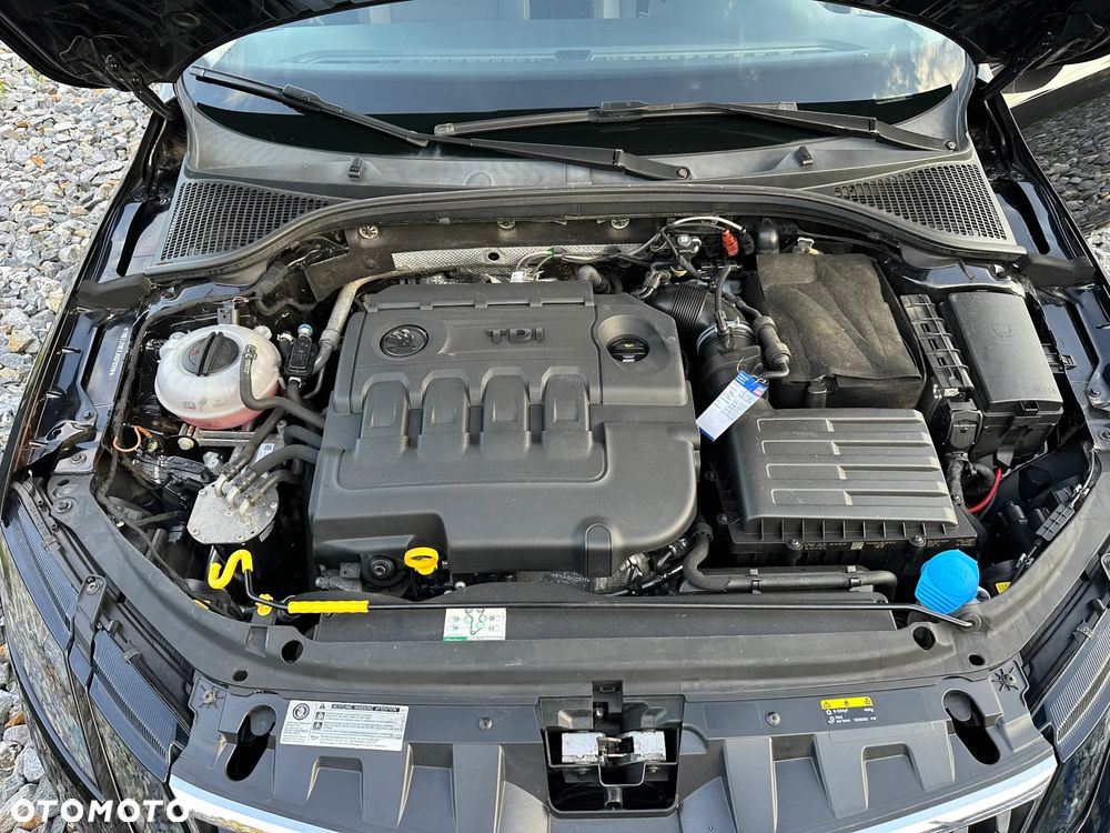 Skoda Octavia 2.0 TDI Sport Edition - 38