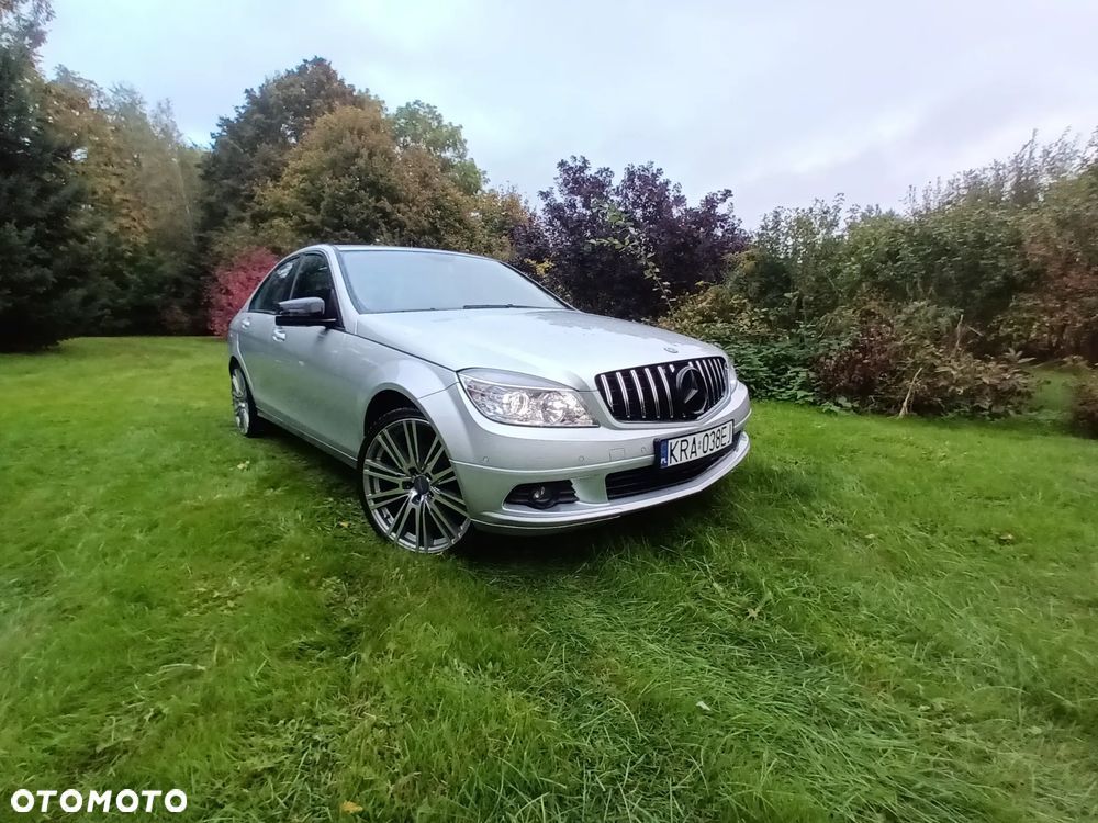 Mercedes-Benz Klasa C 200 7G-TRONIC Edition - 2