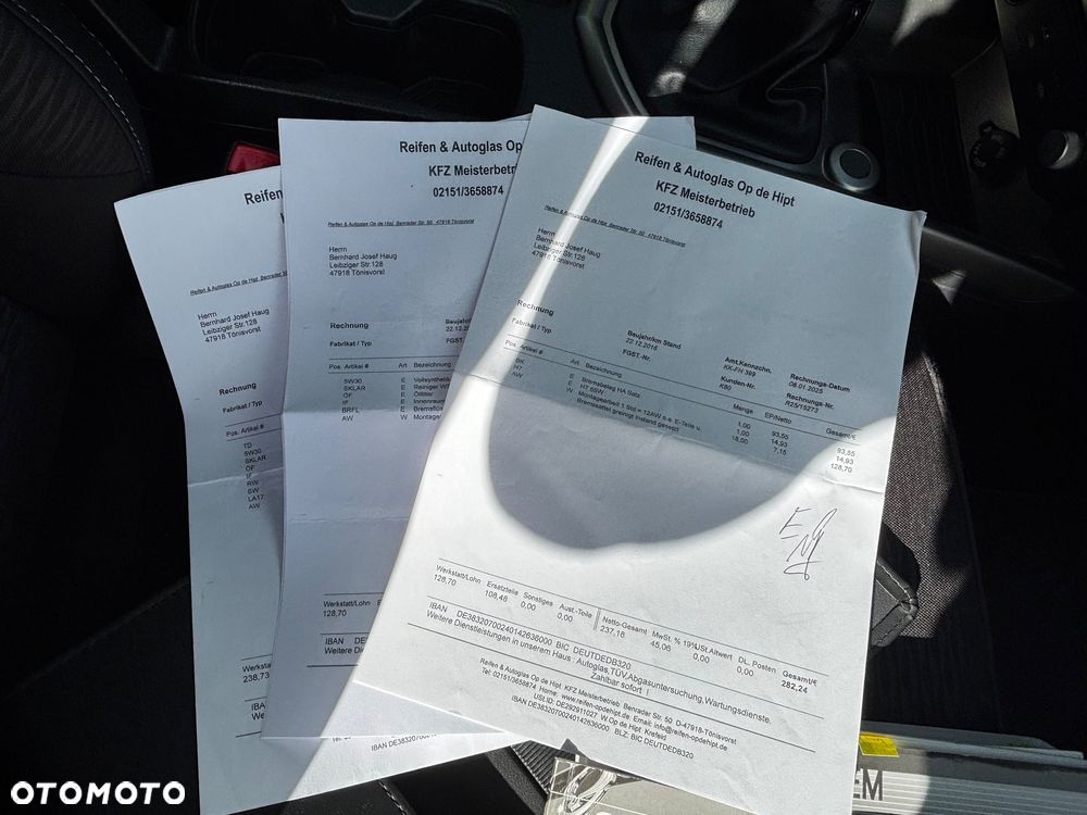 SsangYong/KGM Tivoli e-XGi 160 2WD Black+White - 26