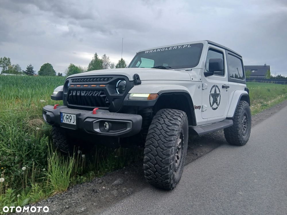 Jeep Wrangler - 1