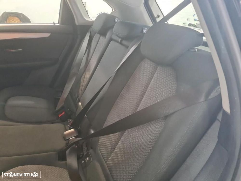 BMW 225xe Active Tourer Advantage - 7
