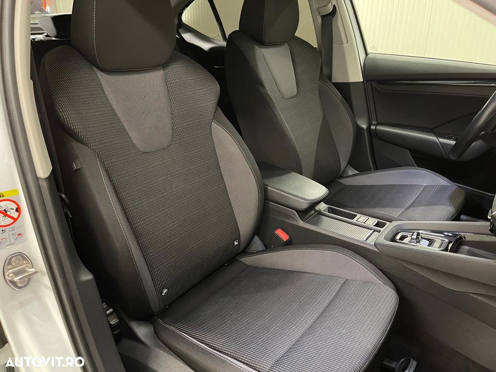 Skoda Octavia 1.5 TSI DSG MHEV Ambition - 9