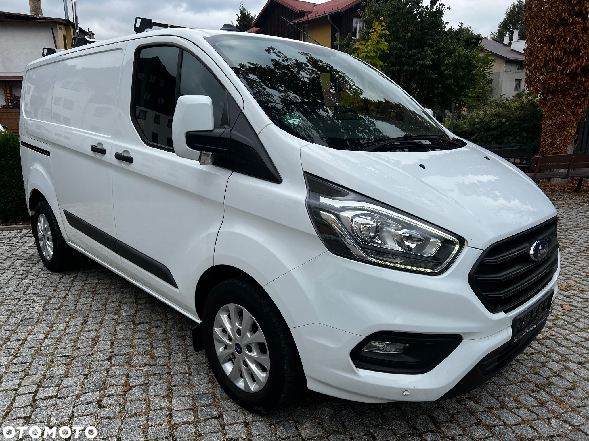 Ford Custom - 6