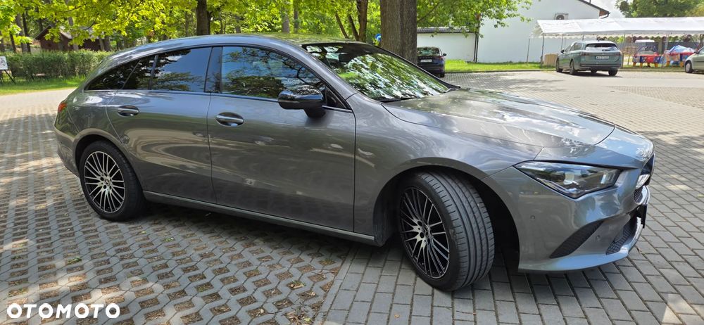 Mercedes-Benz CLA 200 d 8G-DCT - 4