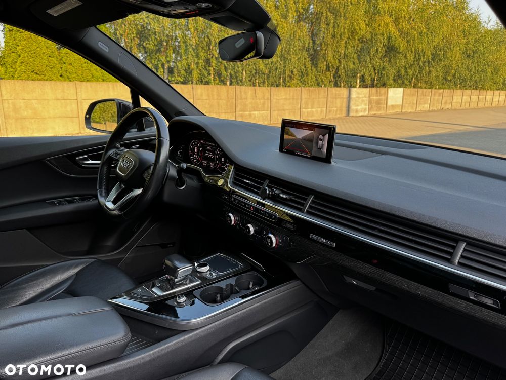 Audi Q7 - 4