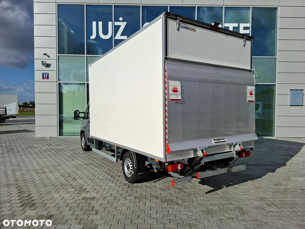 Fiat Ducato Kontener z windą - 4