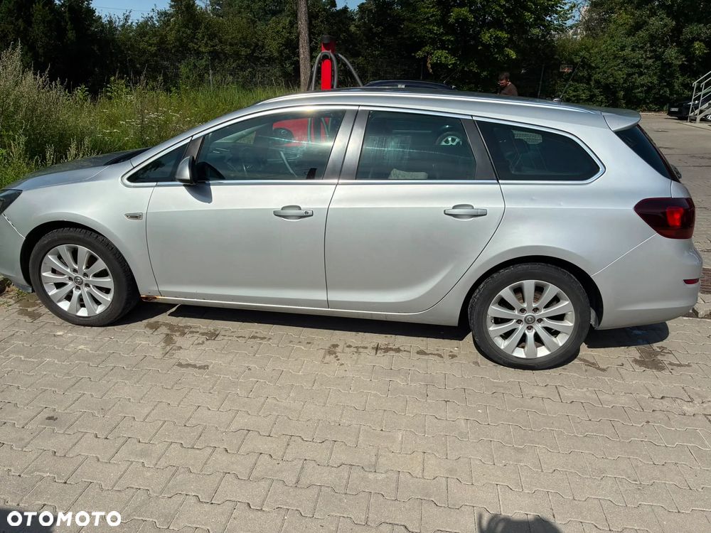 Opel Astra 1.6 T Sport - 2