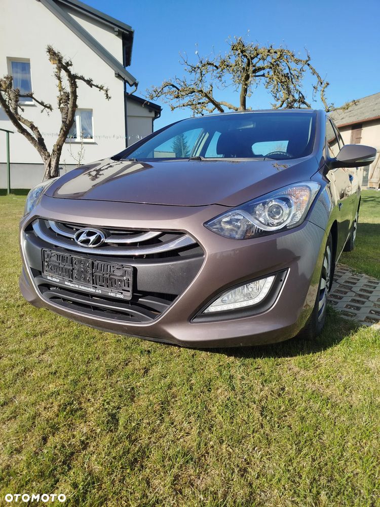 Hyundai i30 1.6 CRDI Trend - 1