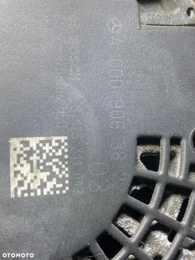 MERCEDES w 246 a176 alternator A 0009063822 - 3