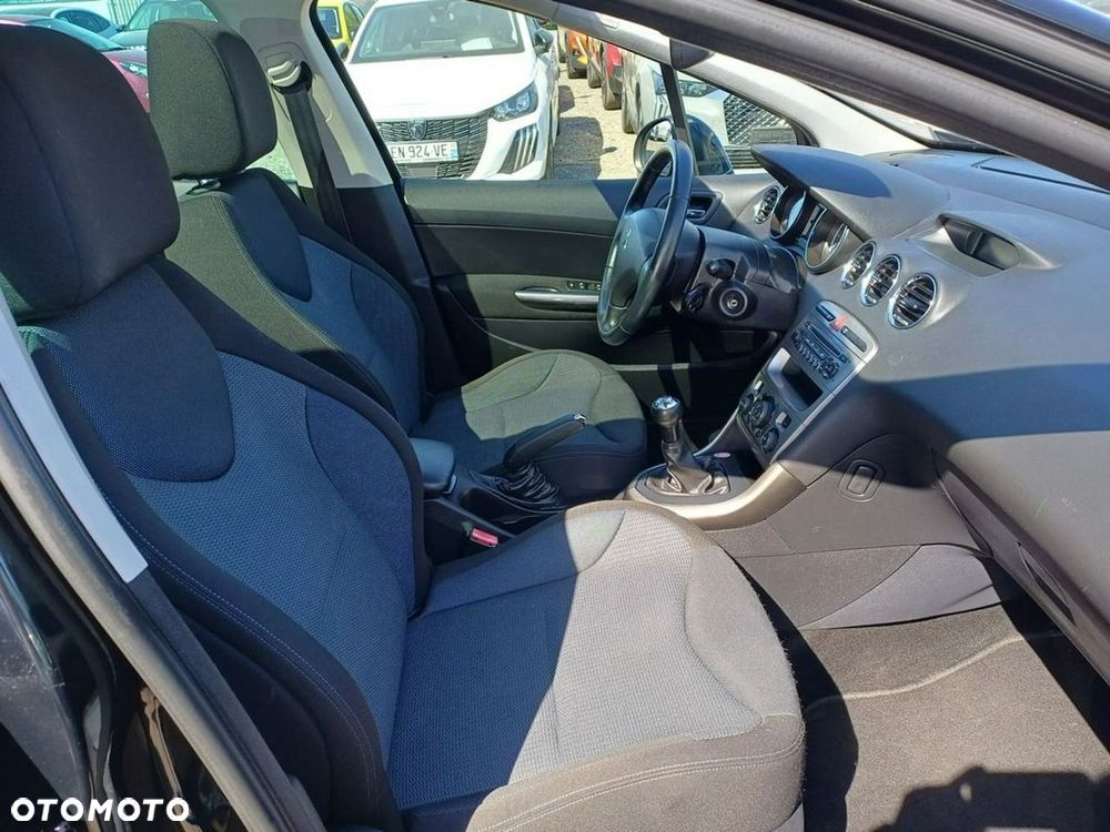 Peugeot 308 120 VTi Premium - 11