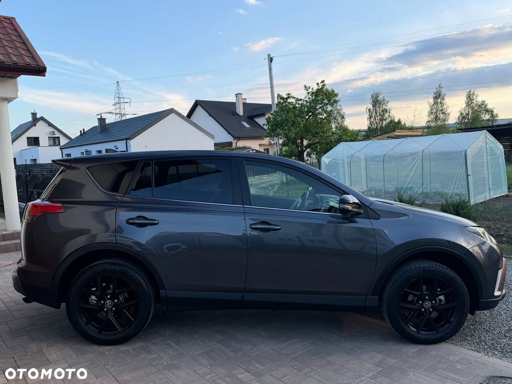 Toyota RAV4 2.0 D-4D Prestige 4x2 - 4
