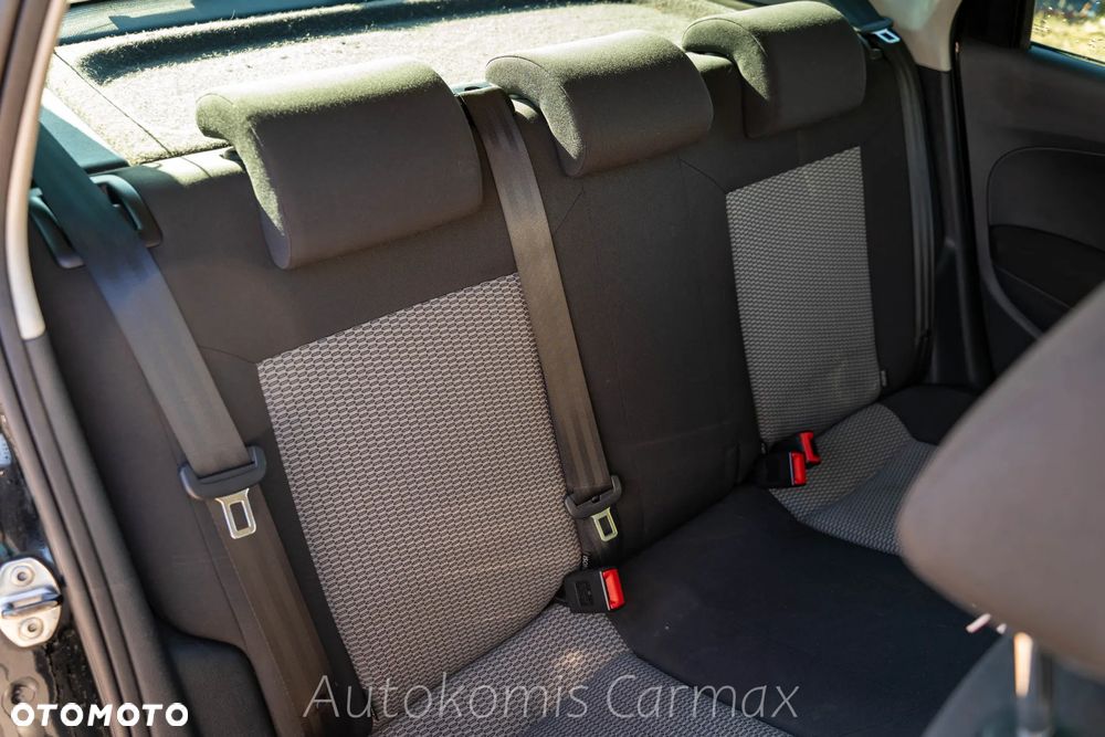 Volkswagen Polo 1.2 TDI Blue Motion - 26