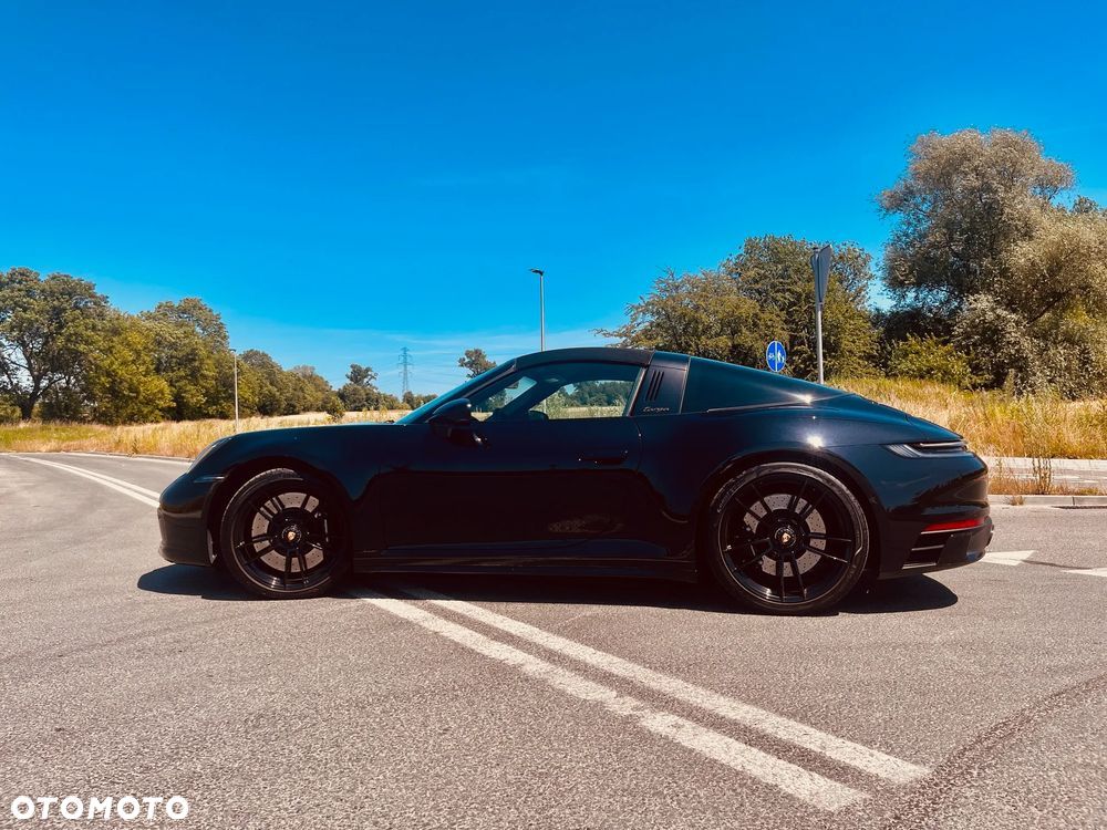 Porsche 911 Targa 4 GTS - 1