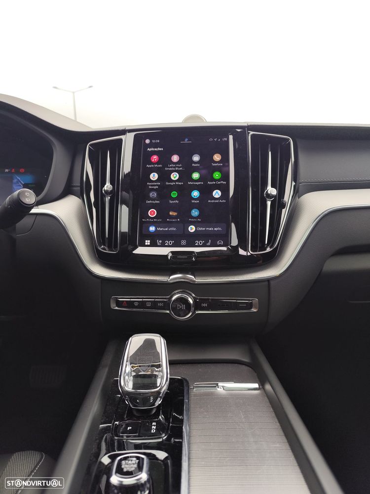 Volvo XC 60 T8 AWD Polestar Engineered - 23
