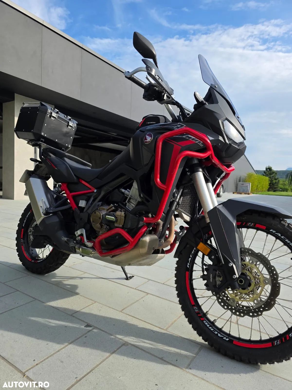 Honda Africa Twin - 1