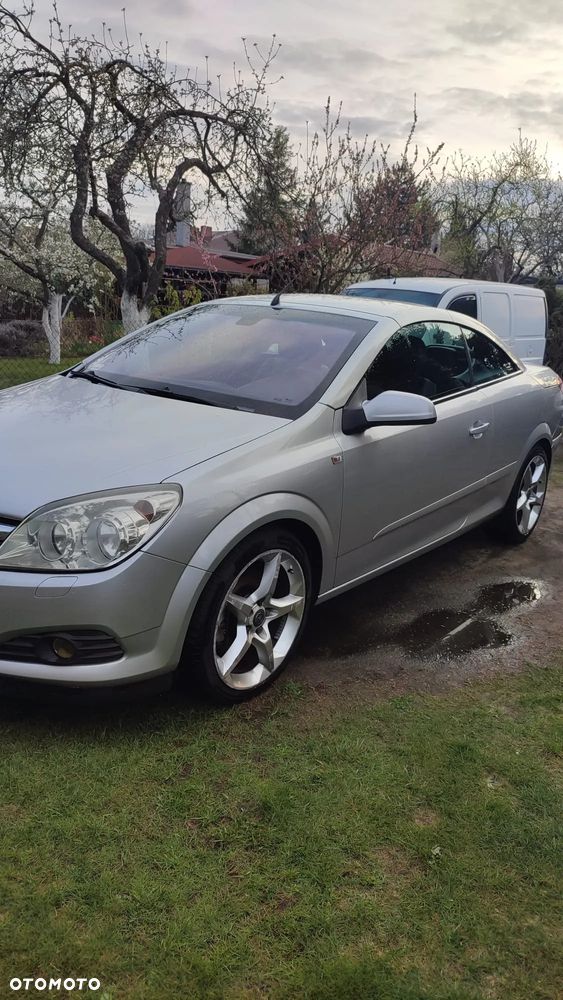 Opel Astra 1.9 CDTI Cosmo - 22