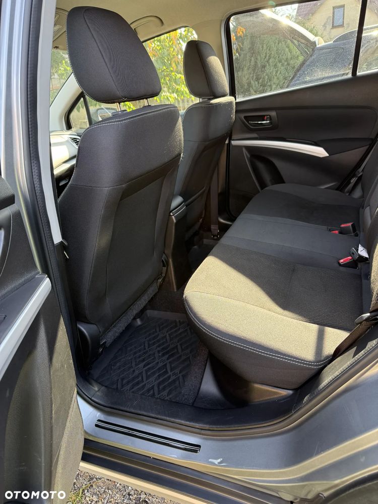Suzuki SX4 - 11