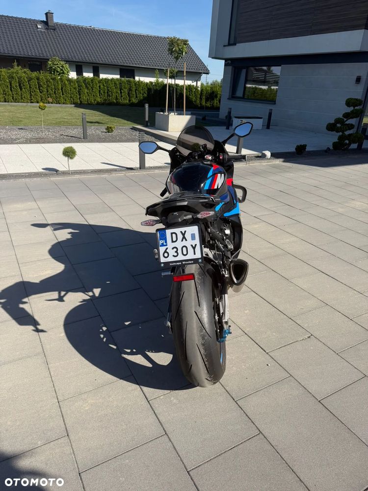 BMW S - 7