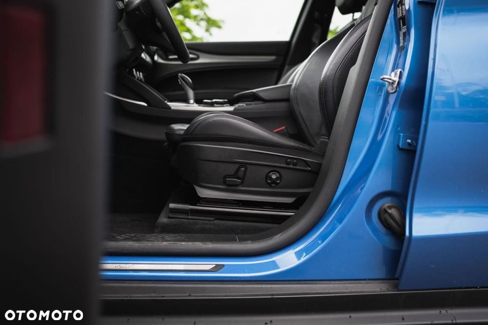 Alfa Romeo Stelvio - 31