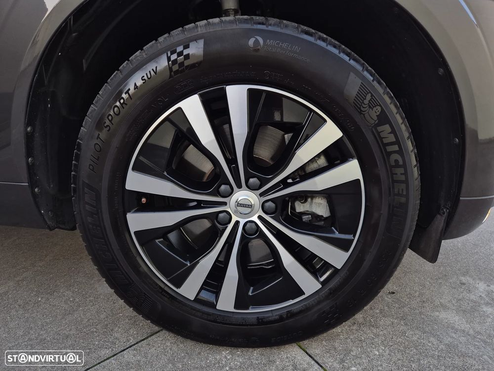 Volvo XC 60 2.0 B4 Momentum Plus - 15