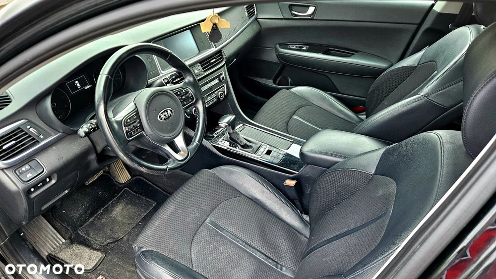 Kia Optima 1.7 CRDI L DCT - 12