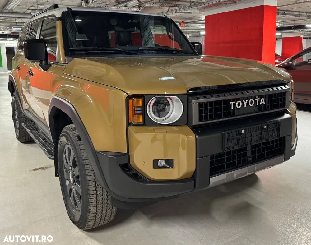 Utilizat Toyota Land Cruiser 2024 - 107 100 EUR, 10 km - Autovit.ro