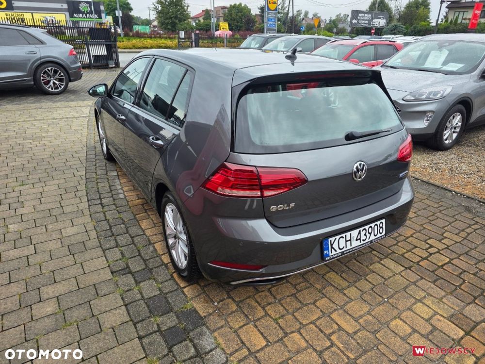 Volkswagen Golf - 9