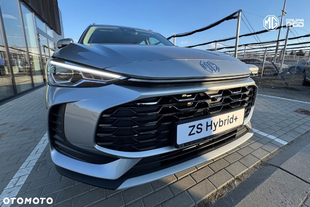MG ZS - 10