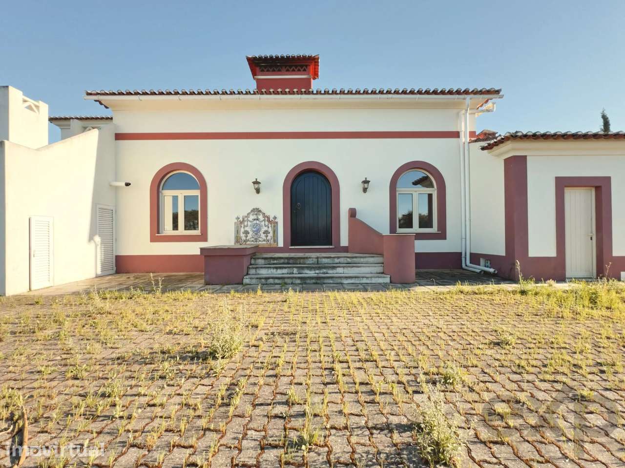 Propriedade com Quatro Quartos, Piscina Privada e Mais de 5 Hectares e - Grande imagem: 2/48