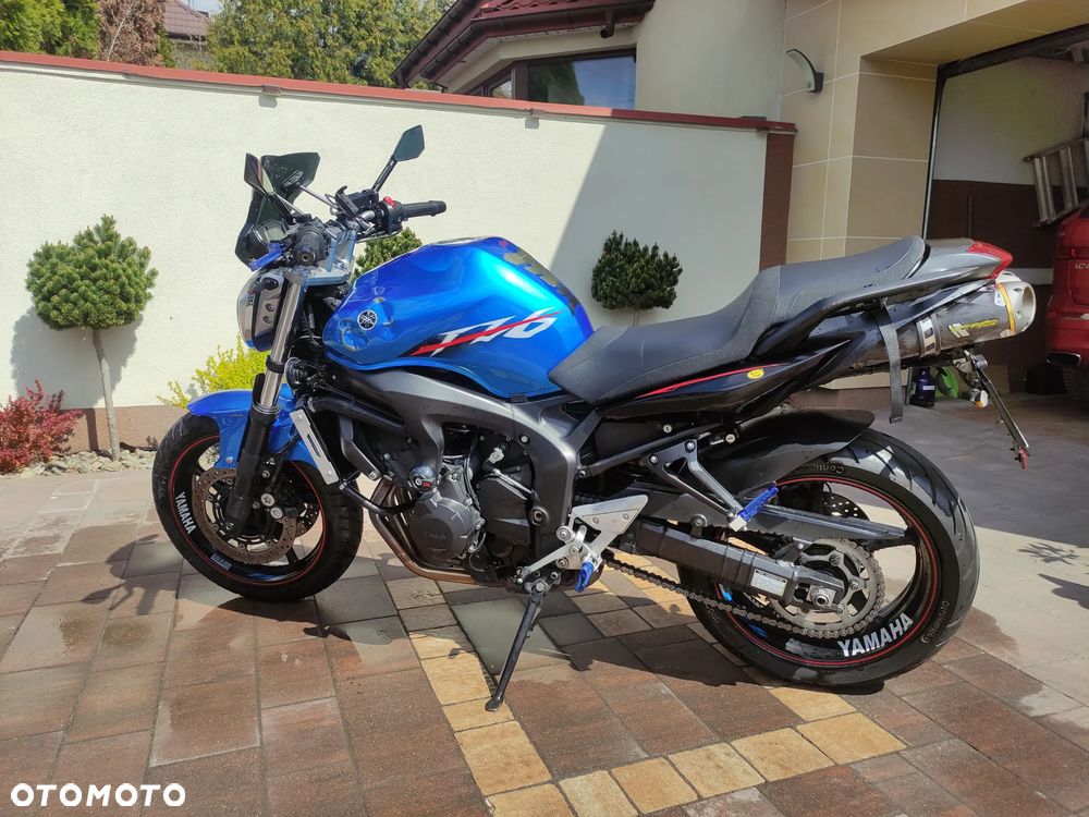 Yamaha FZ6 - 4