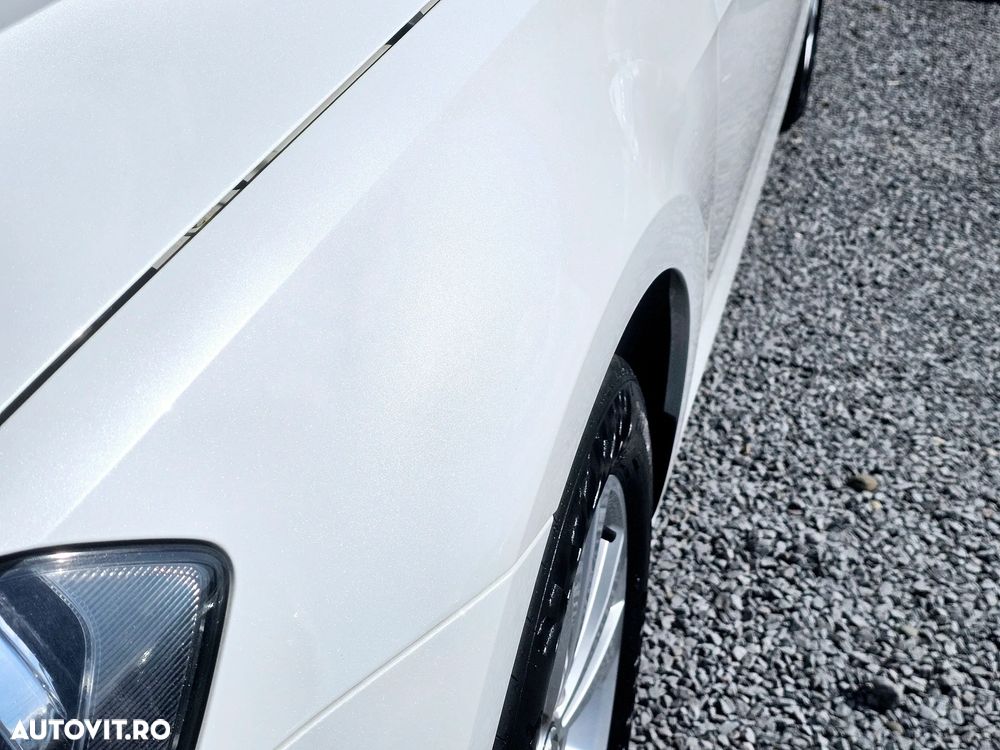 Volkswagen Golf - 32