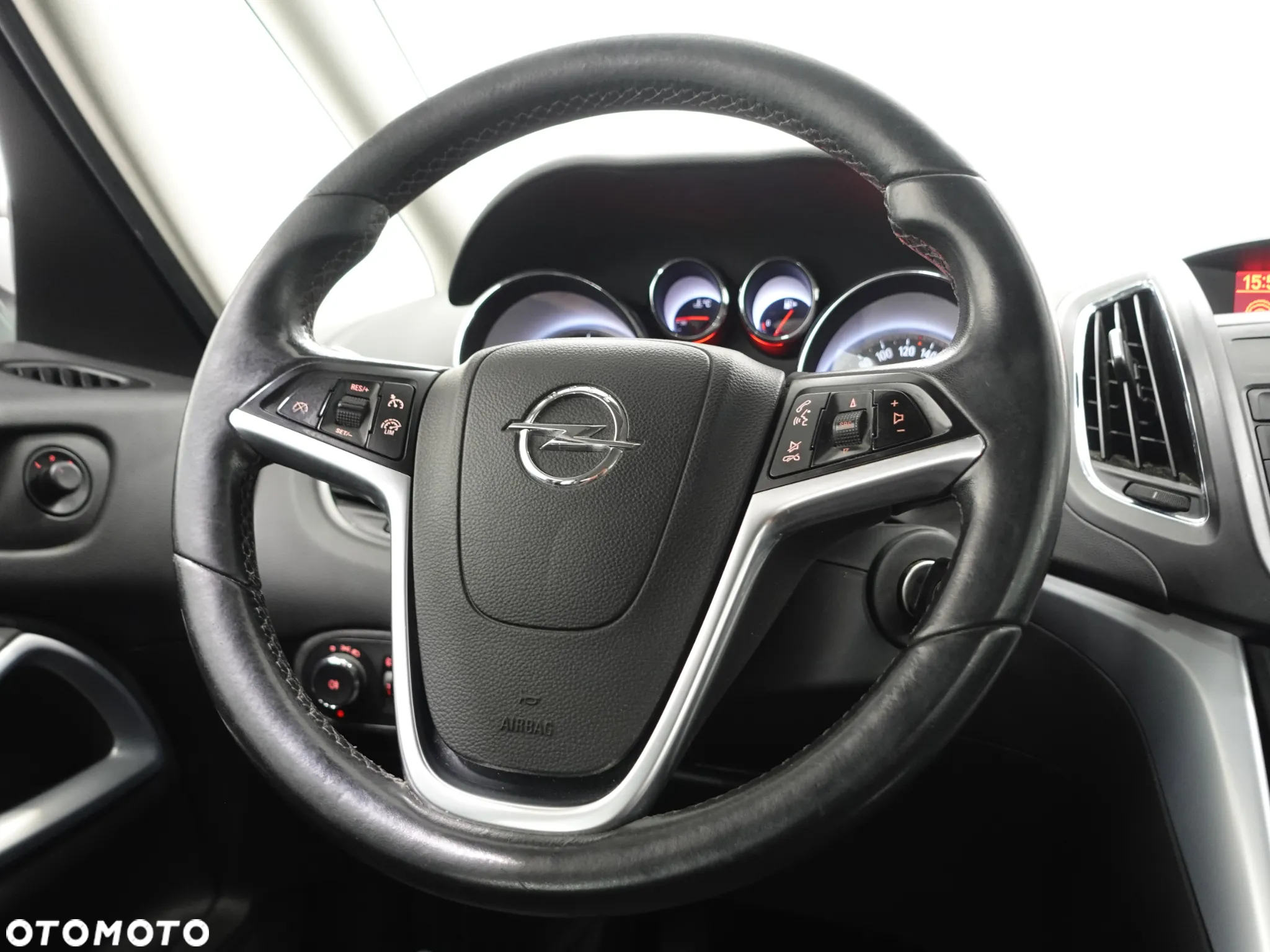 Opel Zafira Tourer 2.0 CDTI Edition - 38