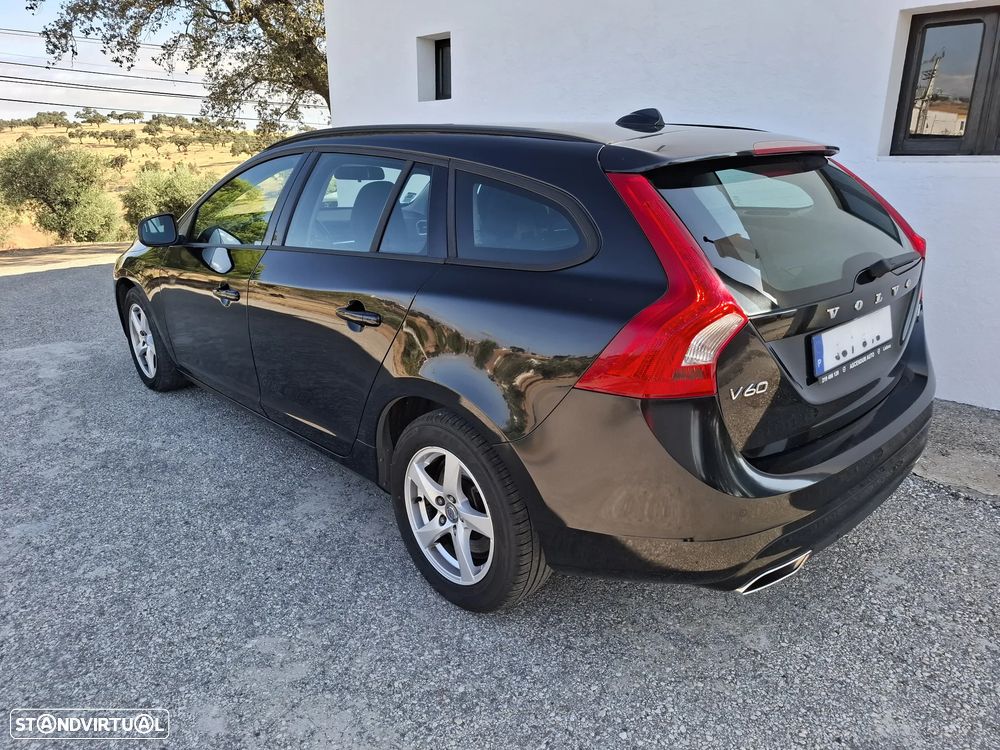 Volvo V60 2.0 D4 Kinetic Eco - 5