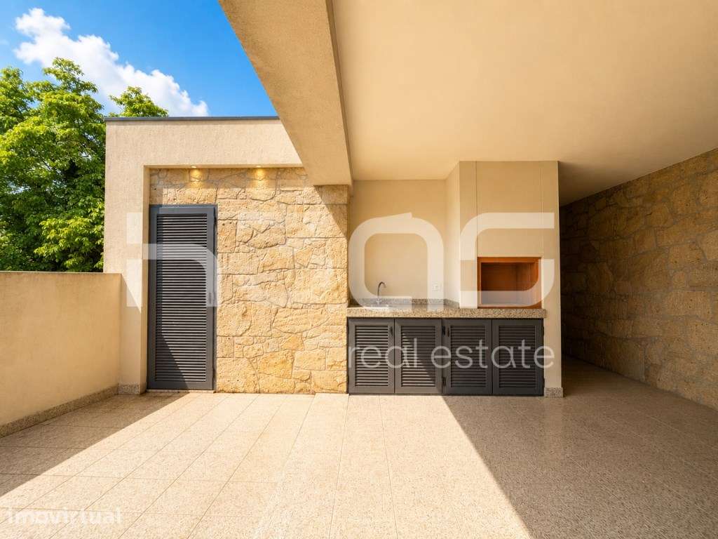 Moradia T3 a 5 minutos de Braga com possibilidade de construir piscina - Grande imagem: 4/33