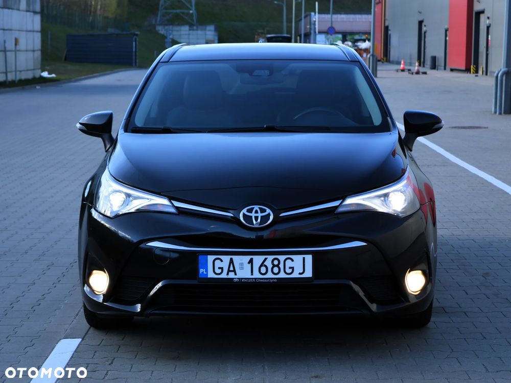 Toyota Avensis 2.0 Prestige MS - 35