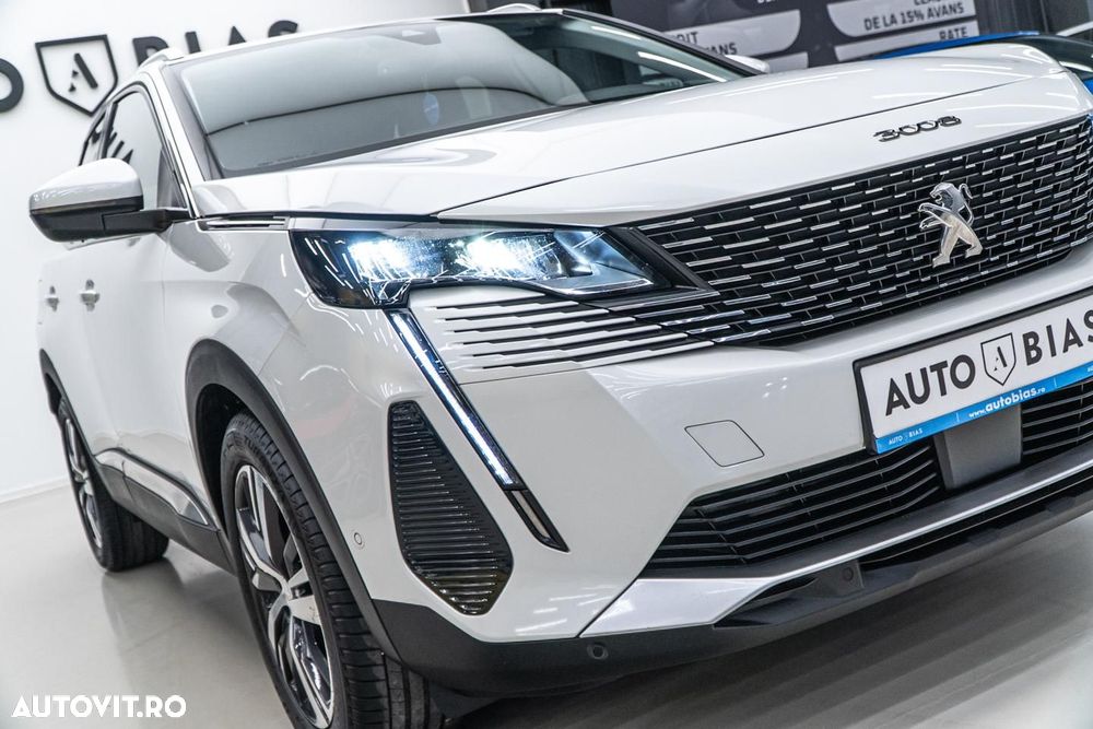 Peugeot 3008 1.2 PureTech 130 BVM6 Allure Pack - 28