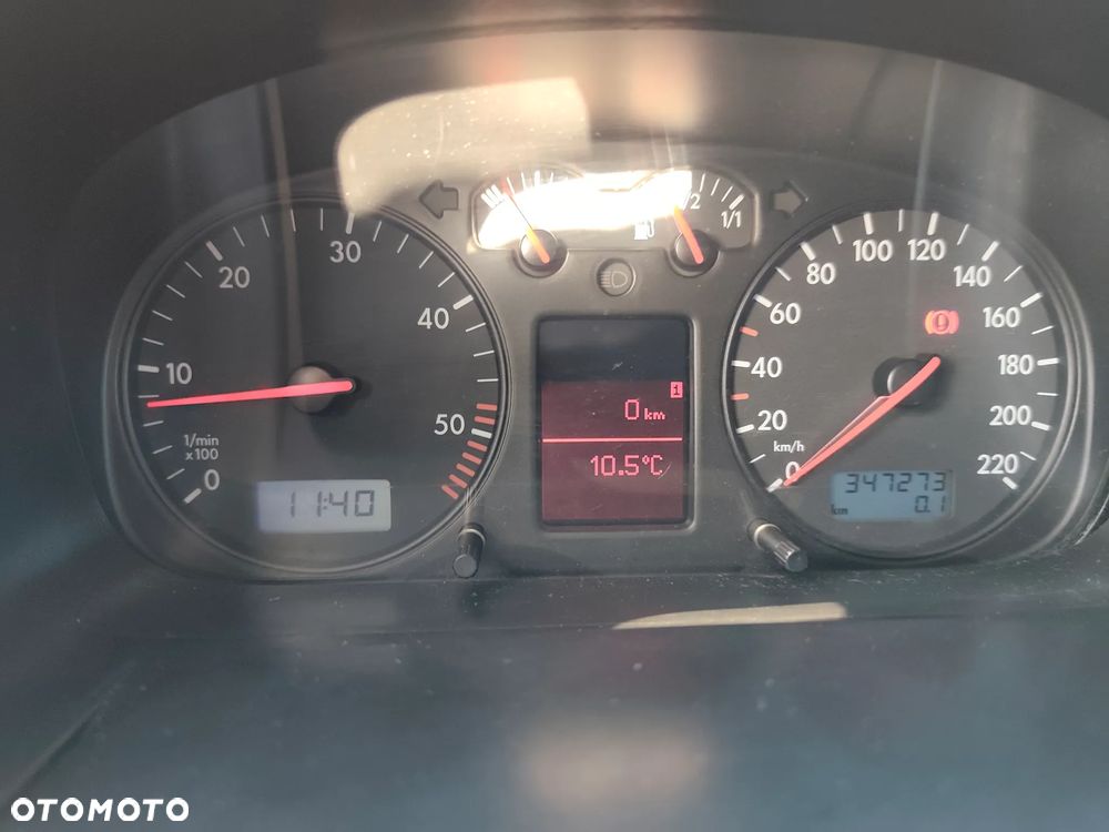 Volkswagen Multivan - 18