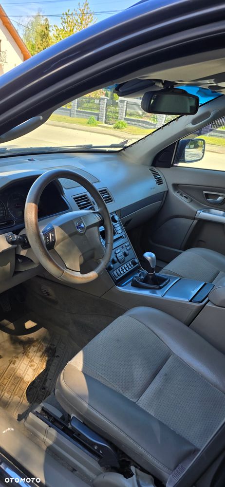 Volvo XC 90 2.4 D5 Momentum - 5