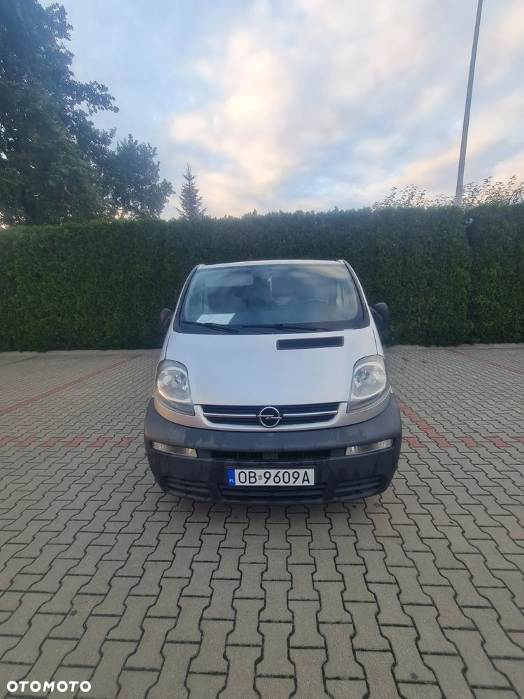 Opel Vivaro - 2