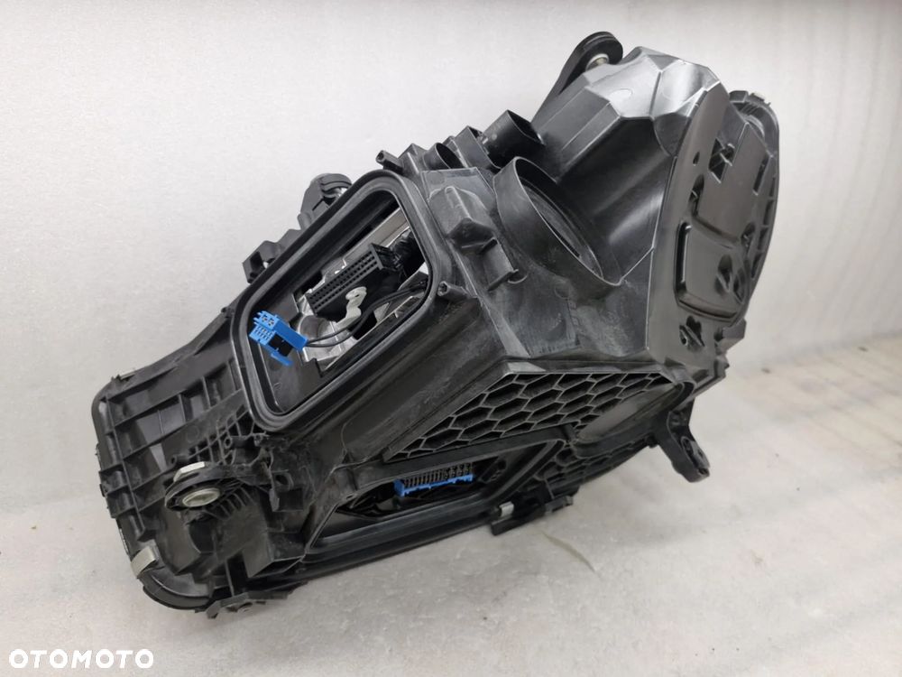 MERCEDES C-KLASA W206 FULL LED LAMPA PRAWA PRZÓD A2069068003. DIGITAL LIGHT. - 11