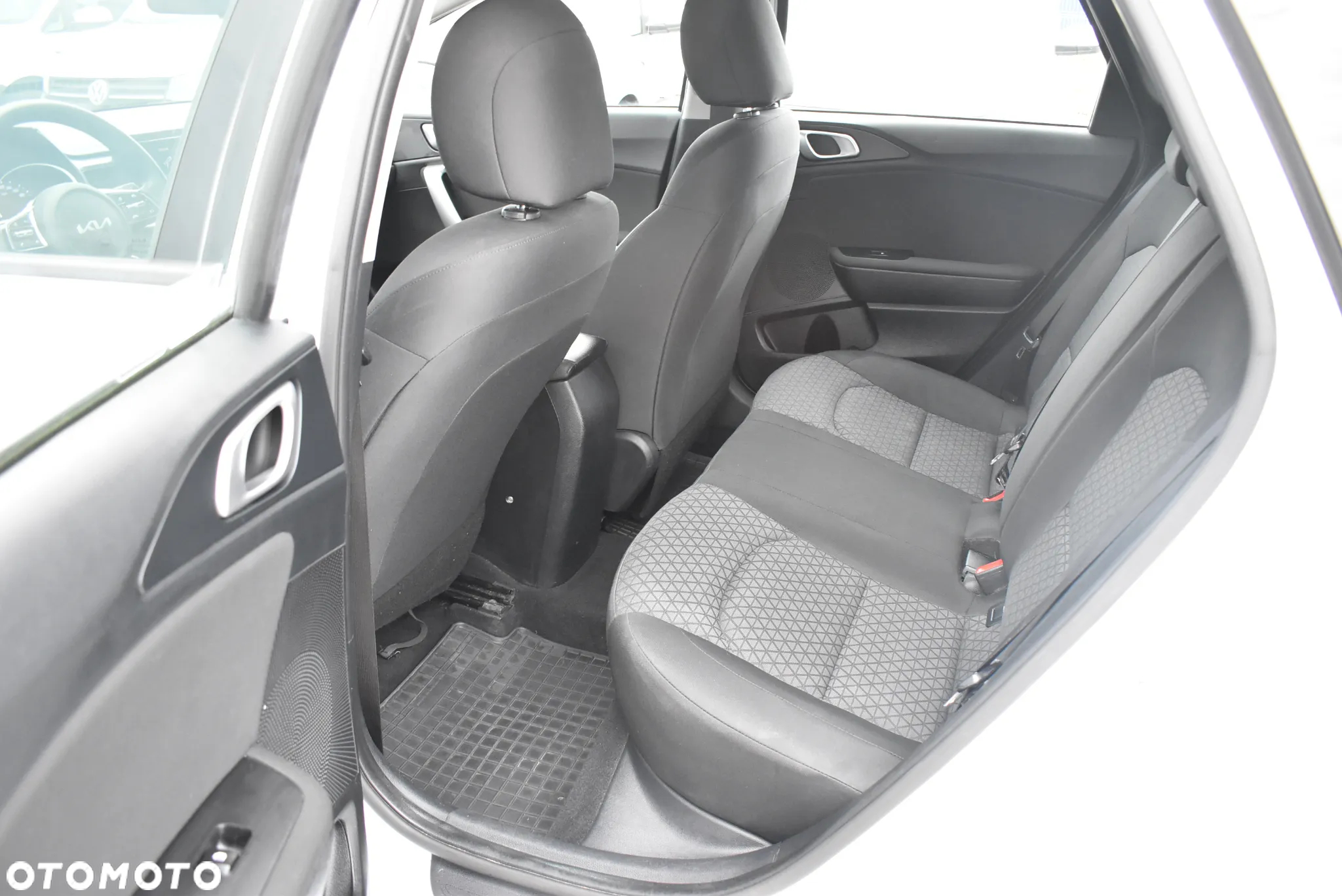 Kia Ceed 1.0 T-GDI S - 12