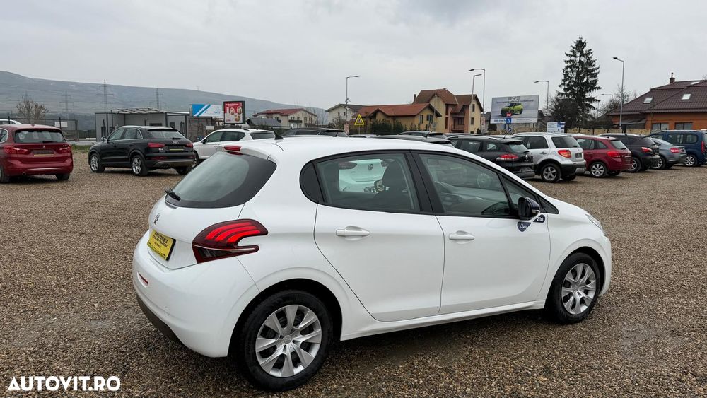 Peugeot 208 PureTech 75 Allure Pack - 20